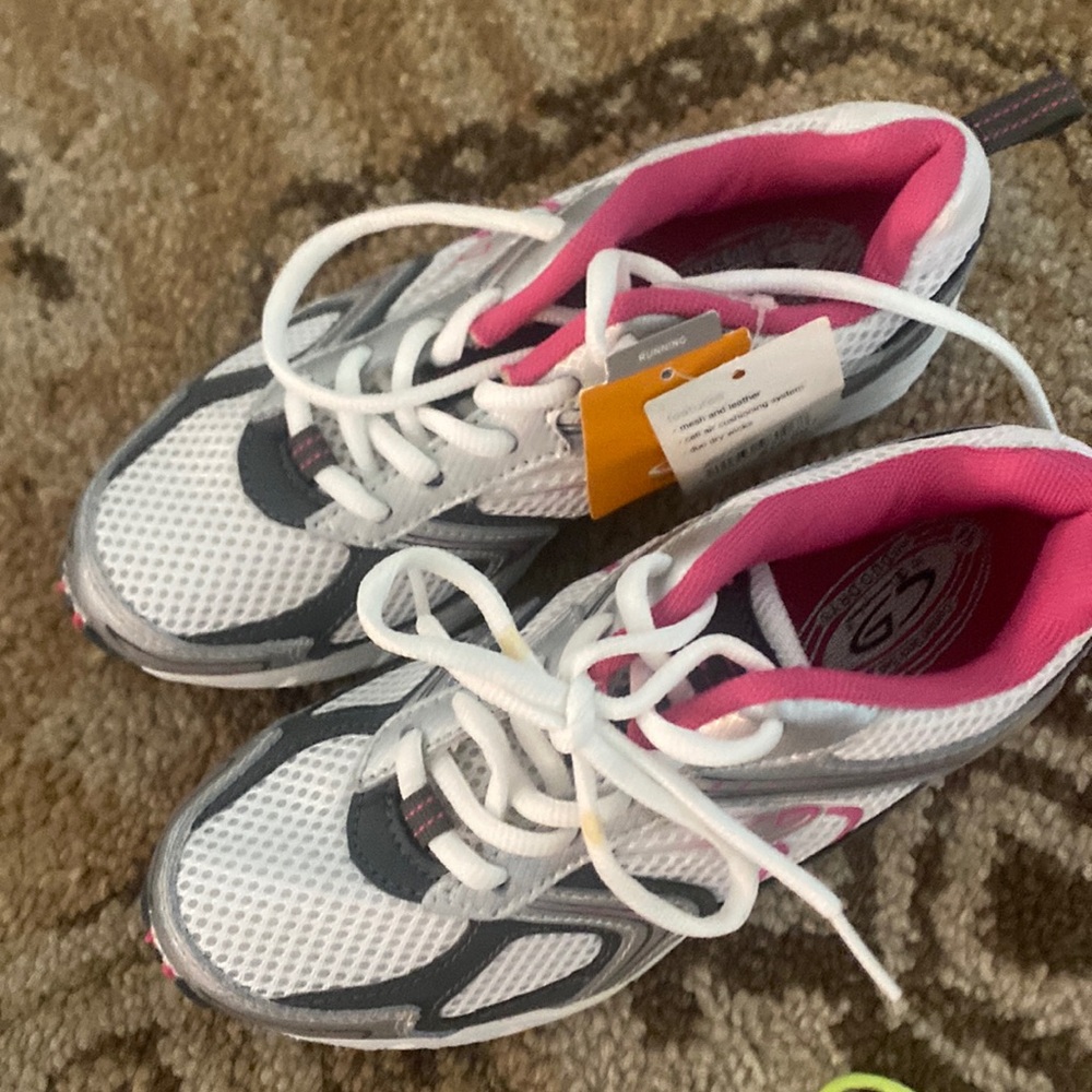 Brands new kids shoes